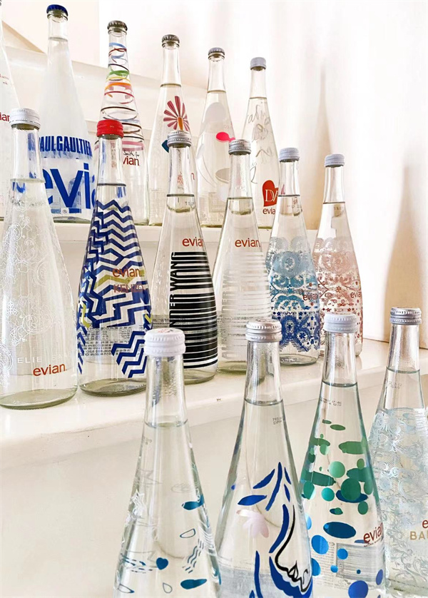 玻璃酒瓶設(shè)計